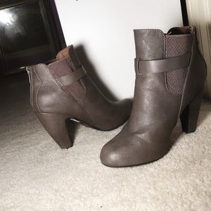 3-3.5 inch grey leather booties